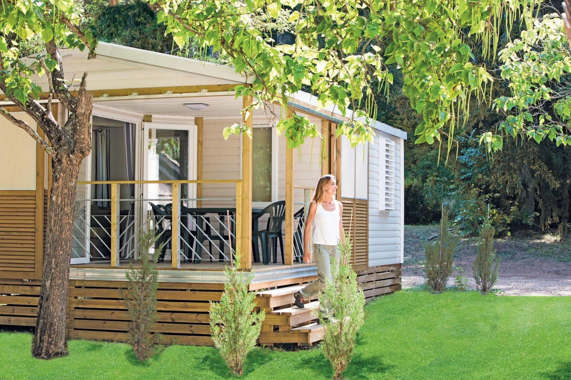 Club Vacances Bleues Domaine De Chateau Laval Gréoux-les-Bains Eksteriør bilde